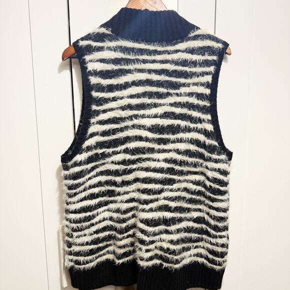 Chico's 2 Button Alaina Fuzzy Wool Mohair Blend Stripe Sweater Vest Size 2 - Picture 3 of 12